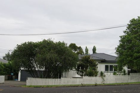 Photo of property in 55 Fir Street, Waterview, Auckland, 1026