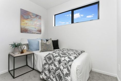 Photo of property in 6/7 Cedar Heights Avenue, Massey, Auckland, 0614