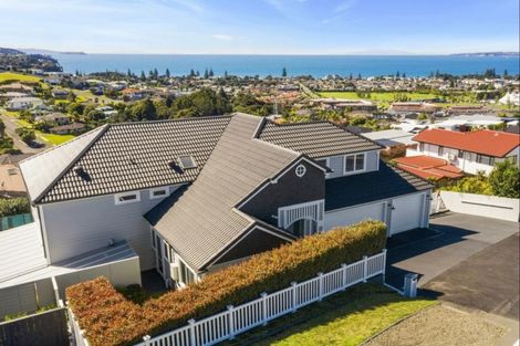 Photo of property in 49 Maire Road, Orewa, 0931