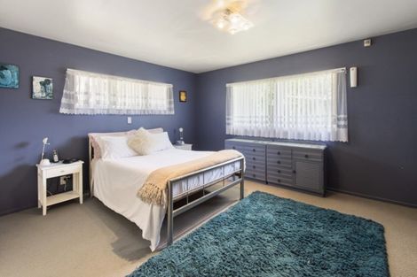 Photo of property in 21 Gardone Terrace, Conifer Grove, Takanini, 2112