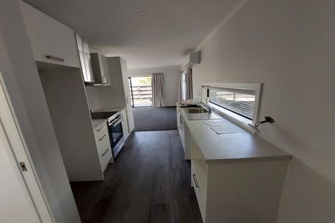 Photo of property in 6/61 Botanical Road, Takaro, Palmerston North, 4412