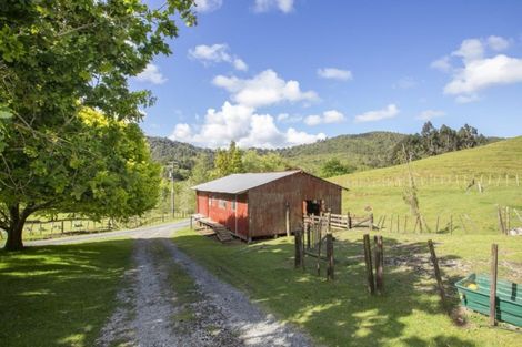 Photo of property in 325 State Highway 1, Dome Forest, Warkworth, 0981