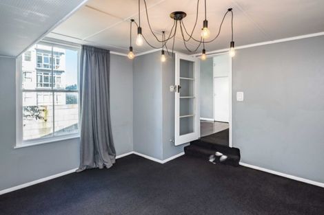 Photo of property in 6 Newman Terrace, Thorndon, Wellington, 6011