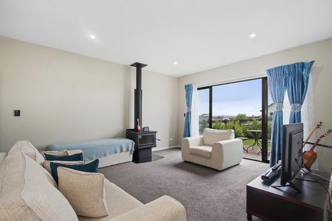 Photo of property in 13 Okohaka Avenue, Glenbrook, Waiuku, 2681