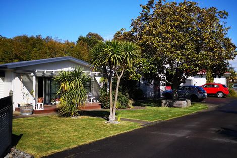 Photo of property in 150a One Tree Point Road, One Tree Point, 0118