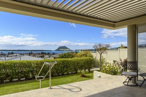 Photo of property in 2a Hinewa Road, Otumoetai, Tauranga, 3110