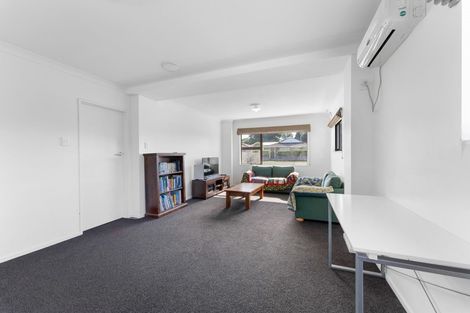 Photo of property in 417 College Street, Hokowhitu, Palmerston North, 4410