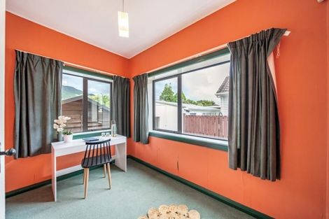 Photo of property in 16 Brook Street, Waiwhetu, Lower Hutt, 5010