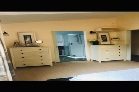 Photo of property in 370 Tararua Road, Levin, 5571