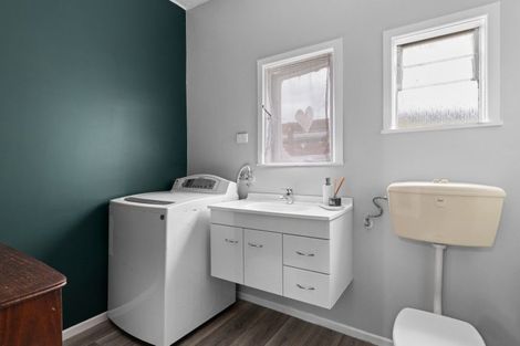 Photo of property in 415 Murdoch Road West, Raureka, Hastings, 4120