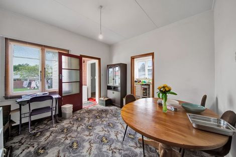 Photo of property in 4 George Street, Hawera, 4610