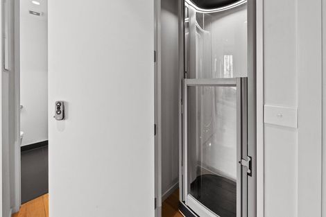 Photo of property in 10/243 Cambridge Terrace, Christchurch Central, Christchurch, 8013