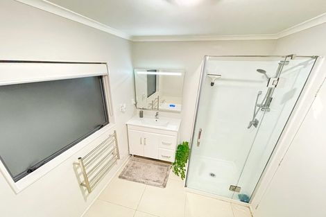 Photo of property in 14c Princess Street, Takanini, 2112