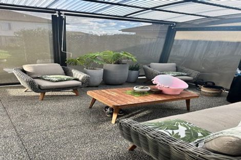 Photo of property in 19 Castellina Drive, Karaka, Papakura, 2113