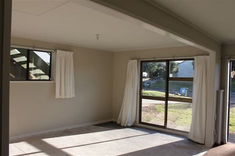 Photo of property in 34a Simpson Road, Papamoa Beach, Papamoa, 3118