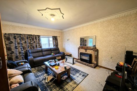 Photo of property in 213 Waterloo Road, Hutt Central, Lower Hutt, 5011