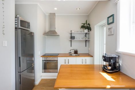 Photo of property in 3 Anderson Street, Hokowhitu, Palmerston North, 4410