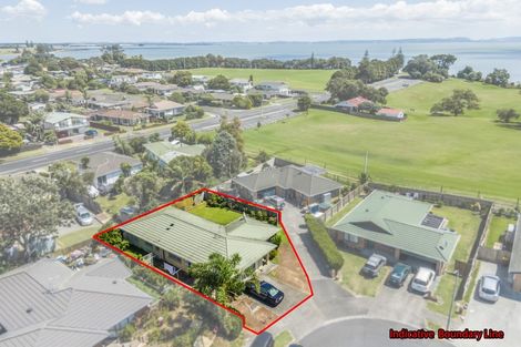 Photo of property in 22 Matilda Place, Weymouth, Auckland, 2103