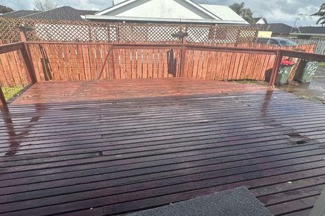 Photo of property in 1/49 Clevedon Road, Papakura, 2110