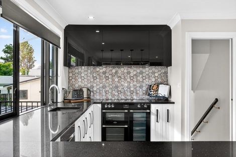 Photo of property in 15-17 Malcolm Street, Martinborough, 5711