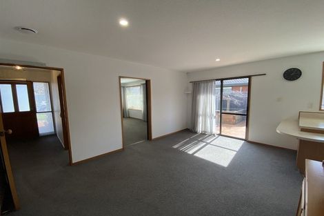 Photo of property in 2/12 Dumfries Drive, Hei Hei, Christchurch, 8042