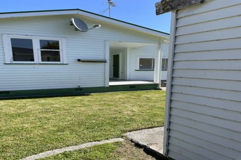 Photo of property in 41 Norton Park Avenue, Fairfield, Lower Hutt, 5011