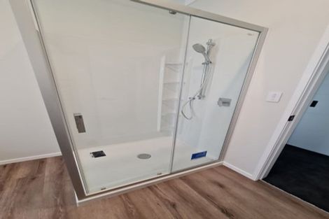 Photo of property in Queen Charlotte Drive, Aotea, Porirua, 5024