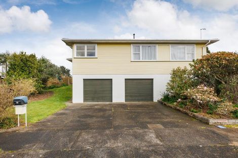 Photo of property in 18 Antrim Place, Hokowhitu, Palmerston North, 4410