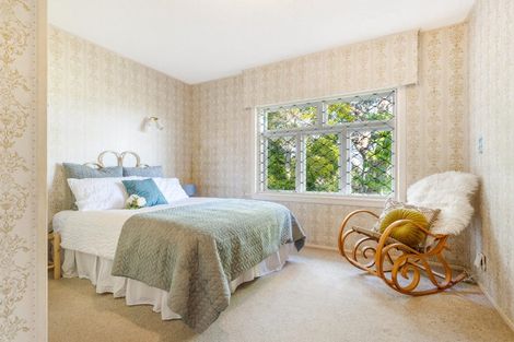 Photo of property in 28 Dawnhaven Drive, Te Atatu Peninsula, Auckland, 0610