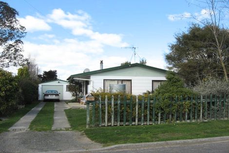 Photo of property in 32 Guy Street, Waipawa, 4210