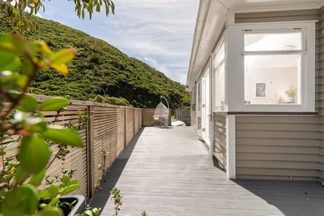 Photo of property in 489 Ohiro Road, Brooklyn, Wellington, 6021