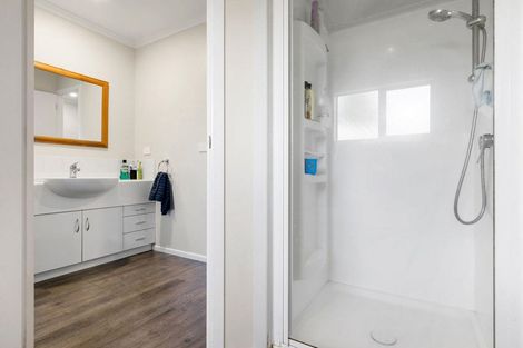 Photo of property in 33 Moore Street, Leamington, Cambridge, 3432