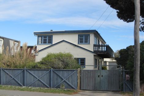 Photo of property in 112 Oram Avenue, New Brighton, Christchurch, 8061
