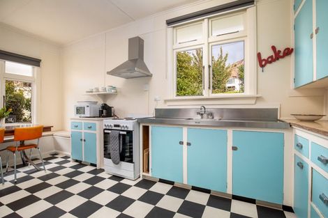 Photo of property in 34 Branxholm Street, Roxburgh, 9500