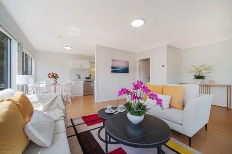 Photo of property in 1/736 Mount Eden Road, Mount Eden, Auckland, 1024