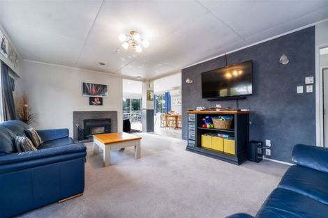 Photo of property in 18 Frederick Street, Carterton, 5713