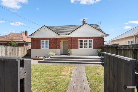 Photo of property in 47 Waiwhetu Road, Waiwhetu, Lower Hutt, 5010