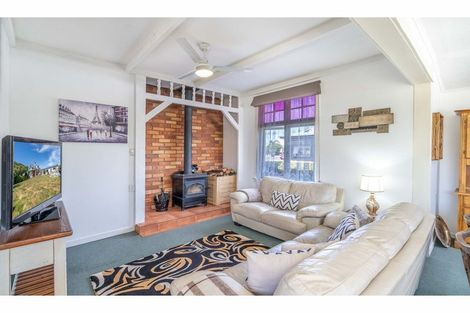 Photo of property in 127 Princes Street, Strathern, Invercargill, 9812