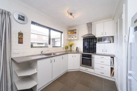 Photo of property in 33 Aintree Crescent, Awapuni, Palmerston North, 4412