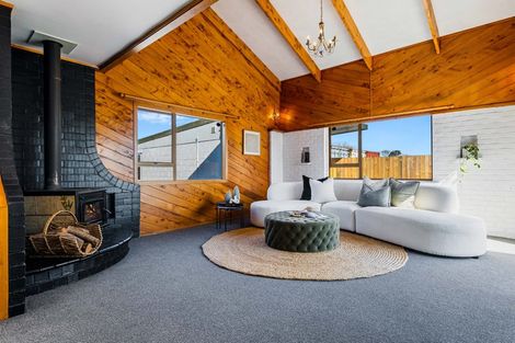 Photo of property in 22 Weza Lane, Kumeu, 0810