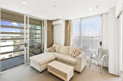 Photo of property in Proximity Apartments, 909/17 Osterley Way, Manukau, Auckland, 2104