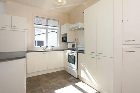 Photo of property in 46 Bridge Street, Bulls, 4818