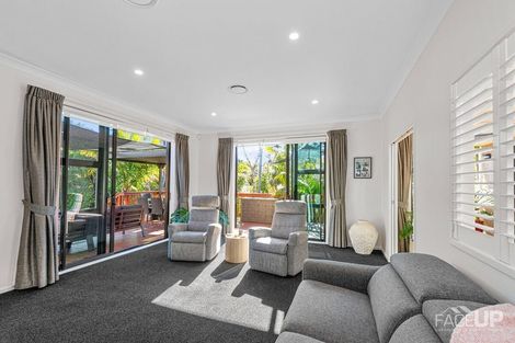 Photo of property in 13 Hobie Court, West Harbour, Auckland, 0618