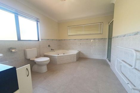 Photo of property in 93 Glendhu Road, Bayview, Auckland, 0629