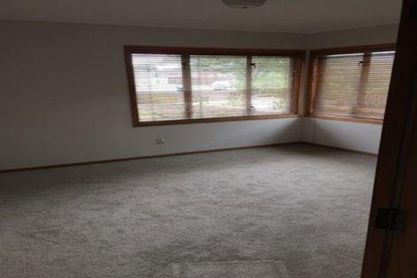 Photo of property in 74 Neil Avenue, Te Atatu Peninsula, Auckland, 0610