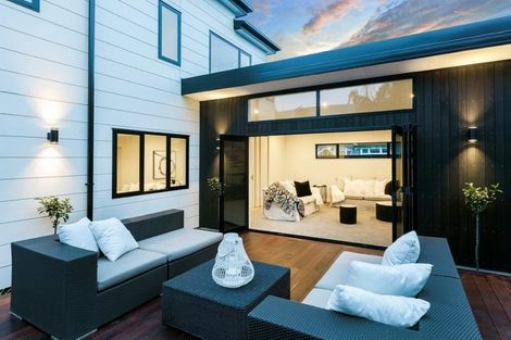 Photo of property in 45 Harakeke Street, Riccarton, Christchurch, 8011