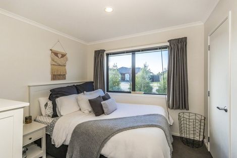 Photo of property in 61 Farnborough Way, Rolleston, 7615