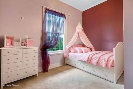 Photo of property in 21 Neidpath Road, The Glen, Dunedin, 9011