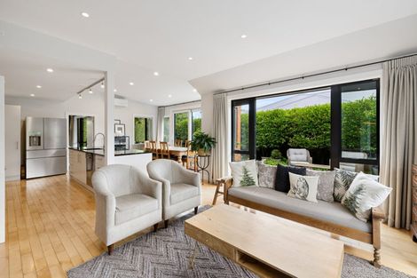 Photo of property in 11 Lloyd Street, Strowan, Christchurch, 8052