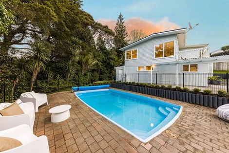Photo of property in 35 Mcdowell Crescent, Hillcrest, Auckland, 0627